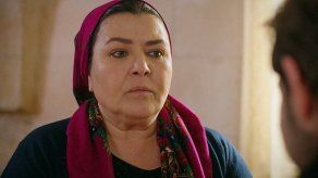 Hanife evita que Yaren se escape