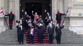 Congreso de Perú abre sesión para decidir voto de confianza al gabinete de Castillo