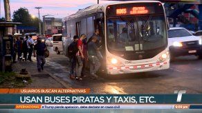 Usuarios buscan alternativas debido a demora del transporte de MiBus