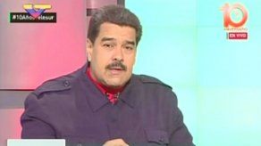 Maduro califica de irritante la visita de senadores españoles a Caracas