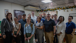 Equipos médicos de EE.UU. atienden a pacientes&nbsp;