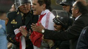 Perú apelará sanción impuesta por la FIFA tras duelo ante Uruguay