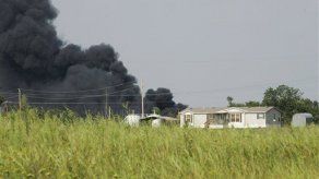 Tren se incendia en Oklahoma tras descarrilarse