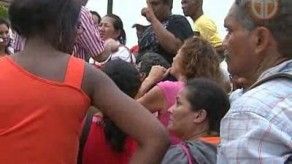 Extranjeros se aglomeran para regularización en Atlapa