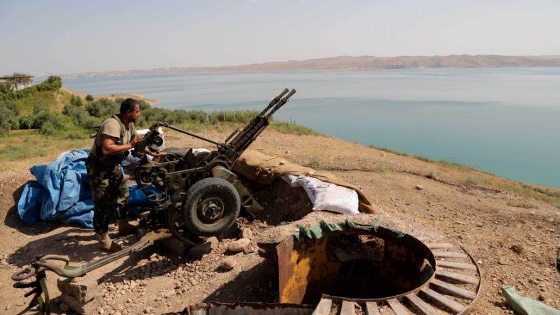 Fuerzas iraquíes retoman embalse de Mosul