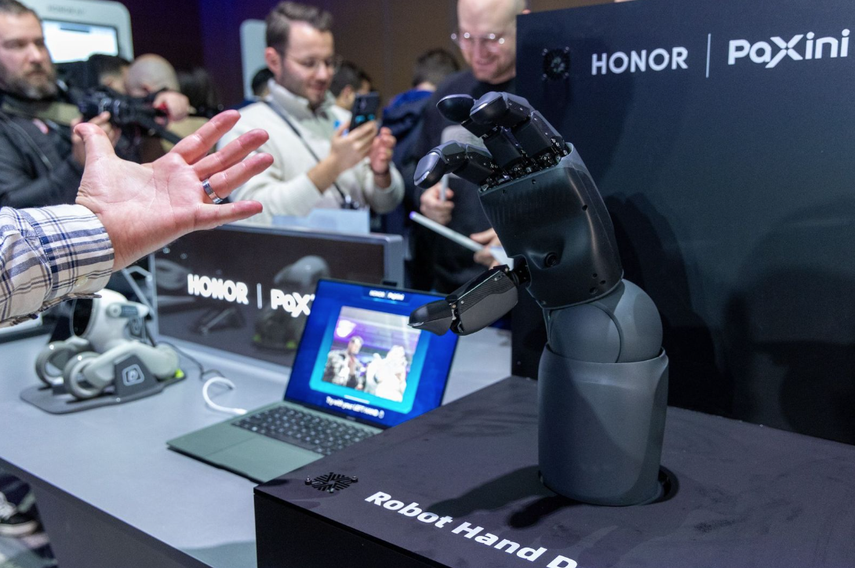 El HONOR ALPHA PLAN recibió comentarios positivos de diversos medios de comunicación. El HONOR ALPHA PLAN recibió comentarios positivos de diversos medios de comunicación.