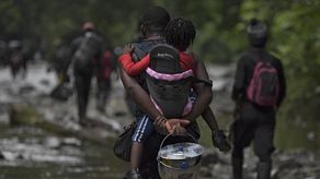 El mes de septiembre, con 48,000 personas, es el período con más migrantes que han realizado el recorrido pese a las lluvias.
