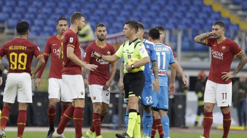 Cánticos discriminatorios marran triunfo de Roma ante Napoli