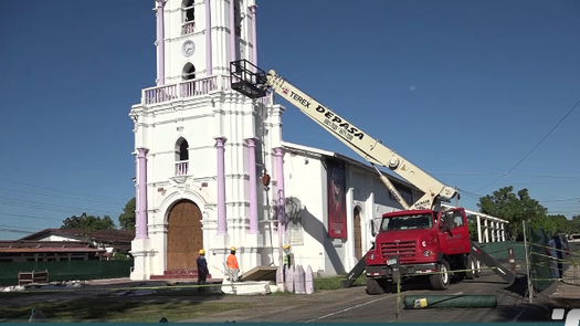 El templo de Atalaya sufrió daños en su estructura tras el terremoto. El templo de Atalaya sufrió daños en su estructura tras el terremoto.