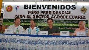 Navarro propone 0% de interés e inversión de 500 mdd para productores nacionales