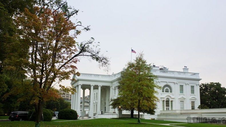 Tres soldados de la Casa Blanca acusados de contactos inapropiados