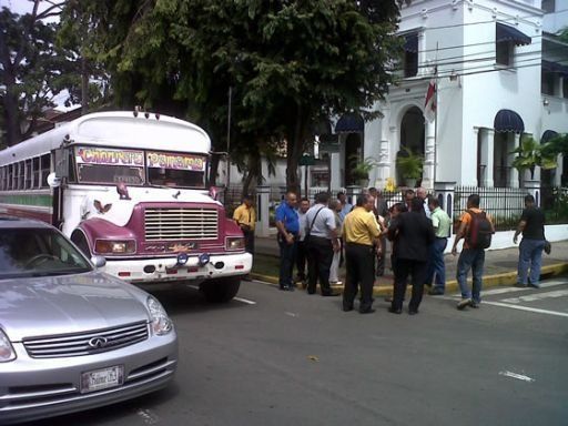 Transportistas presentan denuncia penal contra director de ATTT