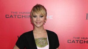 Jennifer Lawrence recibe las burlas de sus compañeros