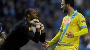 Fin de temporada para portero brasileño Helton por lesión