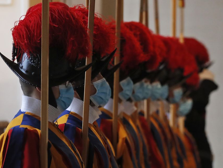 La principal labor de este cuerpo masculino