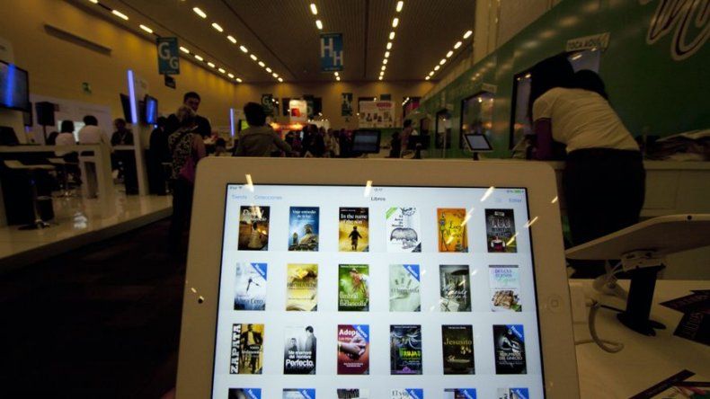Leer ebooks en streaming o por suscripción, una nueva y discutida tendencia
