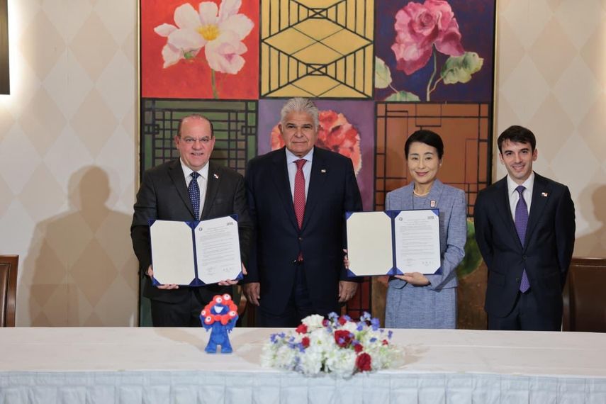 El memorando incluye también el intercambio de información actualizada sobre tendencias económicas y empresariales. El memorando incluye también el intercambio de información actualizada sobre tendencias económicas y empresariales.