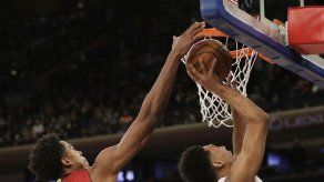 Ellington anota 19 en triunfo del Heat sobre Knicks 106-97