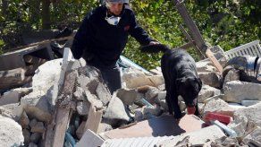 250 muertos y 365 heridos por sismo en Italia