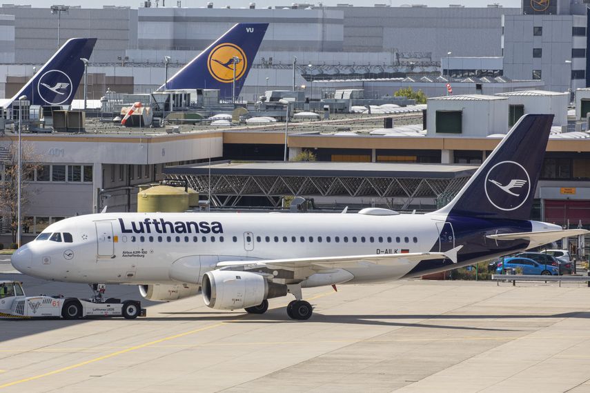 Un avión Airbus A319 de la compañía alemana Lufthansa.
