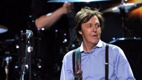 McCartney cautiva a Uruguay en inicio de gira latinoamericana