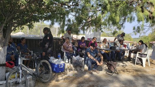 Los trabajadores quedaron atrapados la tarde del miércoles en el municipio de Sabinas.