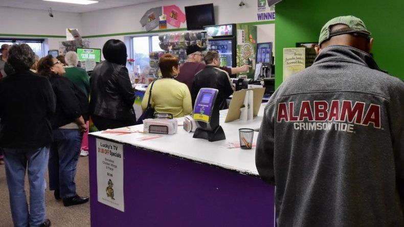 Lotería Powerball de EEUU alcanza récord de 900 millones de dólares