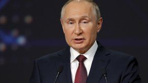 La disolución del grupo se da en medio de la votación parlamentaria, considerada parte importante de los planes del presidente Vladimir Putin de afianzarse en el poder antes de la elección presidencial del 2024.