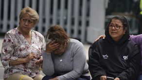 Según las autoridades, hasta este martes se habían registrado casi 700 réplicas del sismo, la más fuerte de 5,8 de magnitud en la madrugada.