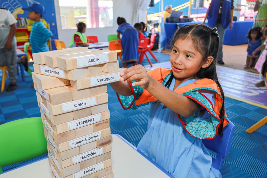 Uno de los principales atractivos de esta jornada fue la Ludoteca Móvil, un espacio dedicado a la primera infancia. Uno de los principales atractivos de esta jornada fue la Ludoteca Móvil, un espacio dedicado a la primera infancia.