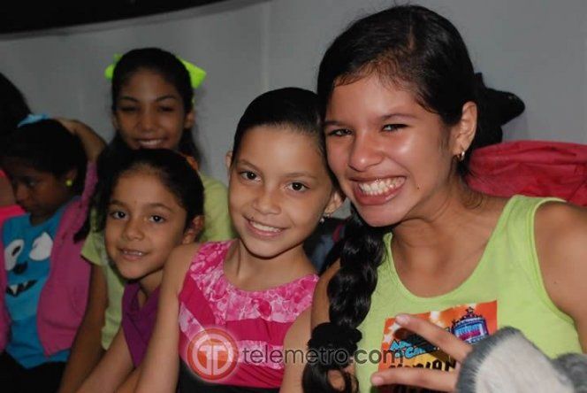 Los Pequeños Gigantes se conocen