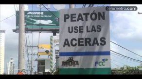 Falta de aceras pone en peligro la vida del peatón