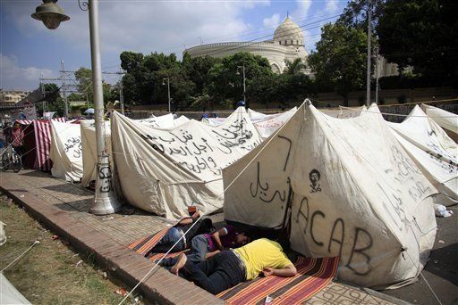 Egipto: Corte ordena a Morsi reinstalar a fiscal