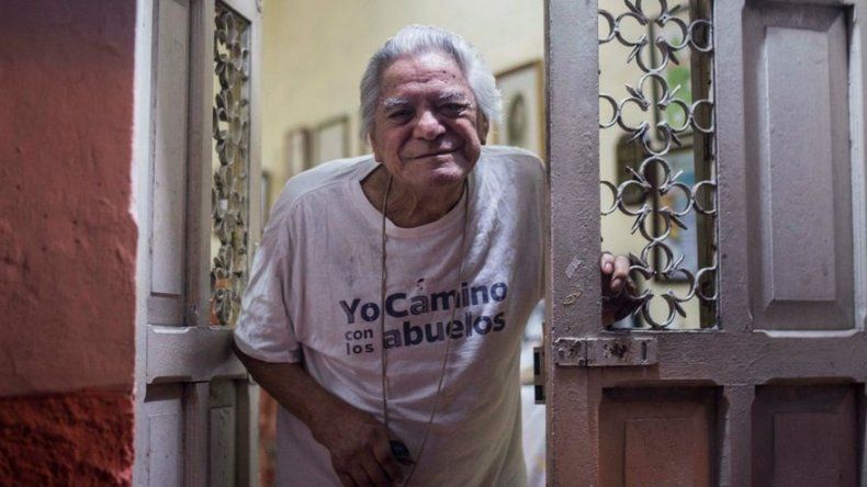 Compositor mexicano Tony Camargo alista su éxito El Año Viejo