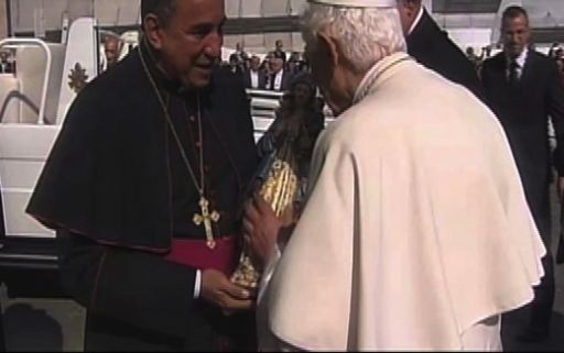 Arzobispo Ulloa dice que renuncia del papa lo tomó por sorpresa