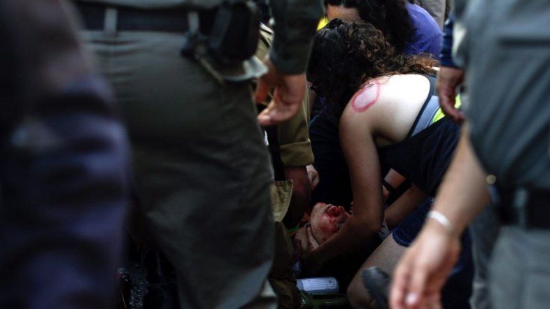 Muere adolescente de 16 años apuñalada en marcha del orgullo gay de Jerusalén