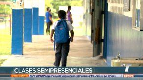 El lunes continuarán las clases semipresenciales en 78 planteles