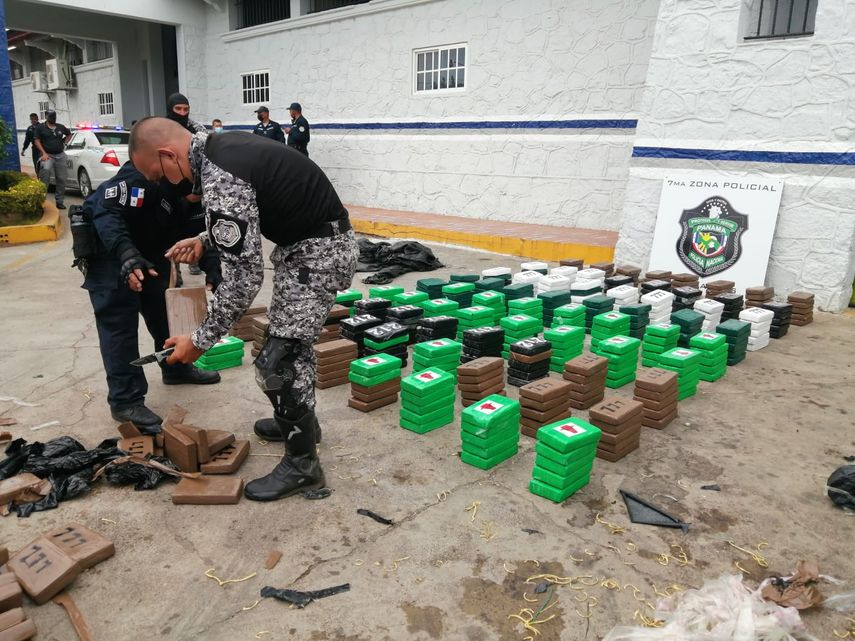 Sustancias incautadas en el sector El Uverito.