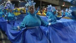 Cariocas se despiden del carnaval