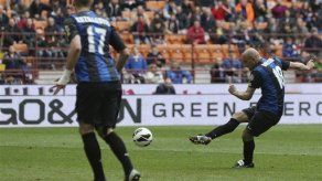 UEFA multa al Inter por cánticos racistas