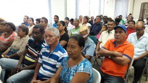 Entregan 100 títulos de propiedad a residentes de Samaria