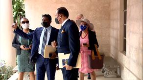 Un grupo de abogados se acercó a la Corte Suprema de Justicia para presentar la demanda contra 71 diputados de la Asamblea.