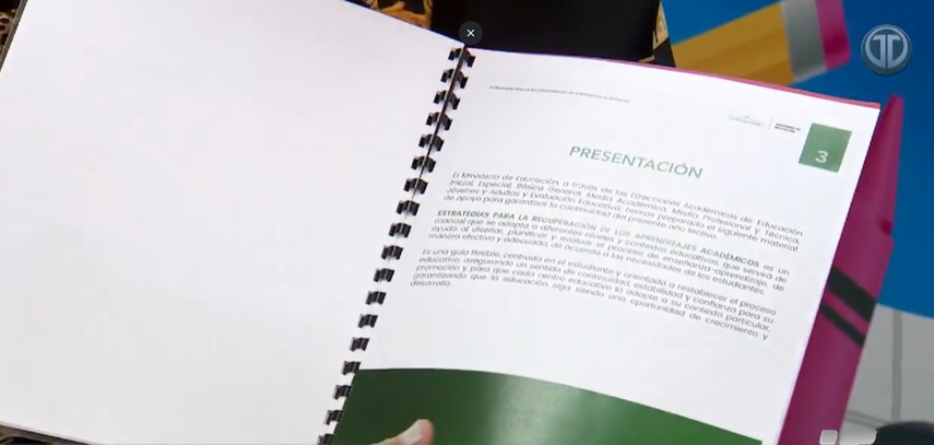 MEDUCA entrega guías de recuperación de conocimientos.