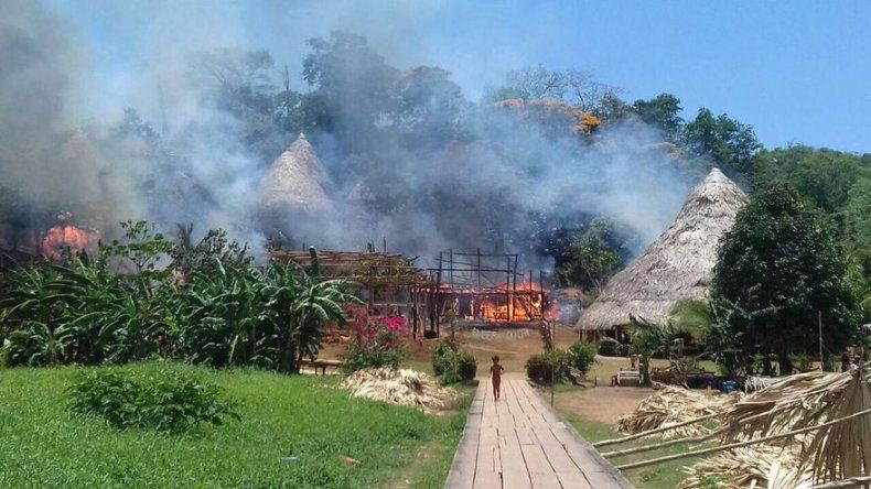 Incendio en comunidad Emberá consume cinco casas, Sinaproc