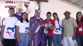 Obispos de Panamá y jóvenes se inscriben como peregrinos de la JMJ en Atalaya