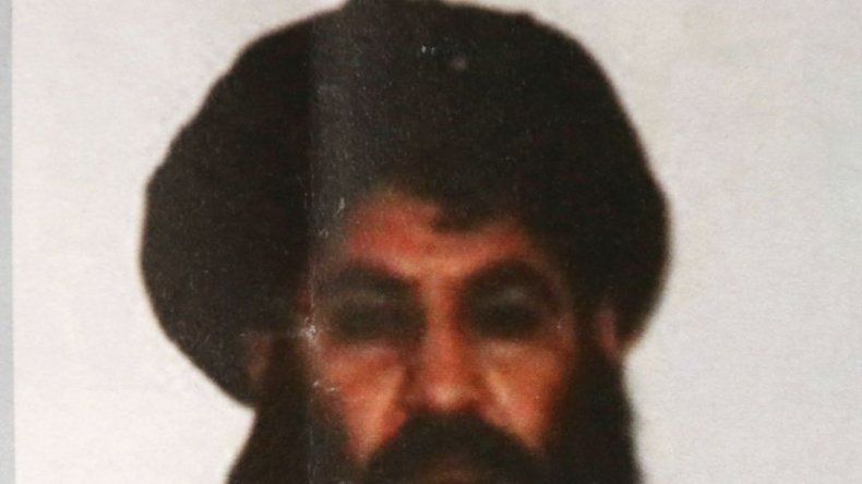 Talibanes afganos eligen nuevo líder tras deceso de Mansur