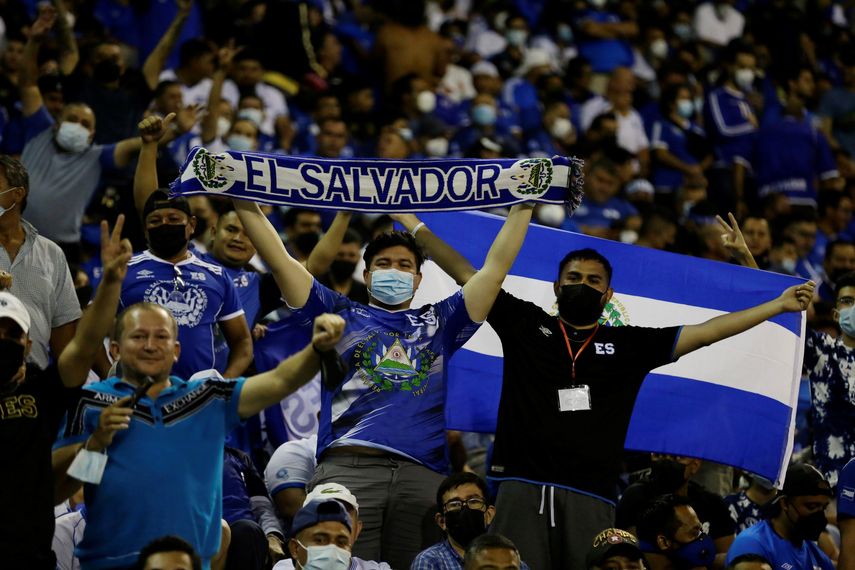 FIFA sanciona a El Salvador