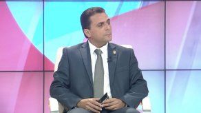 Sobre gira de Varela en EEUU y Línea 2 del Metro