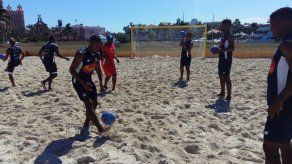 Panamá Fútbol Playa entrena por primera vez en Nassau