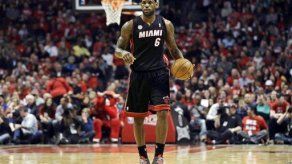 El Heat se pasea ante los Bulls